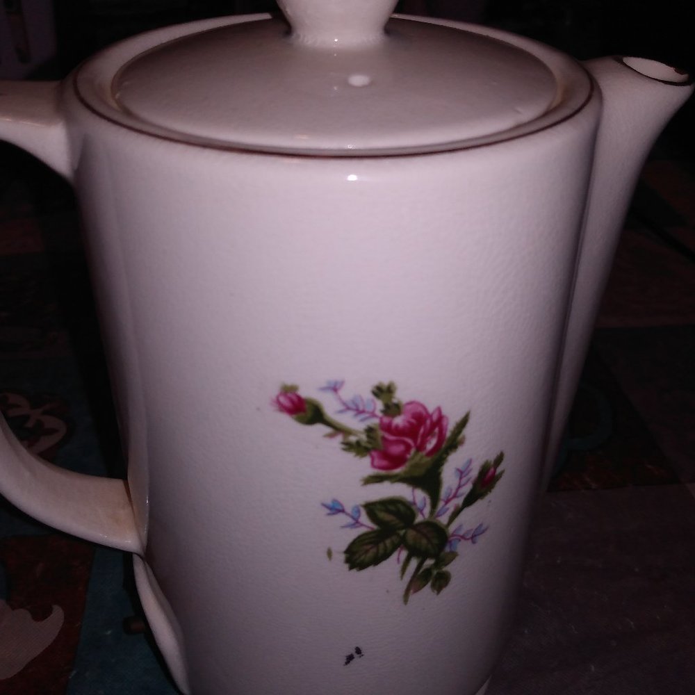 Tea Pot Electric Pink Roses  w/Gold Trim Vintage - Picture 2 of 6